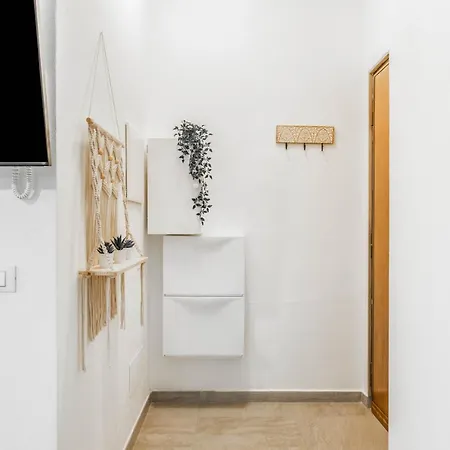 Eden House Sansiro-duomo Netflix & Design Διαμέρισμα Μιλάνο